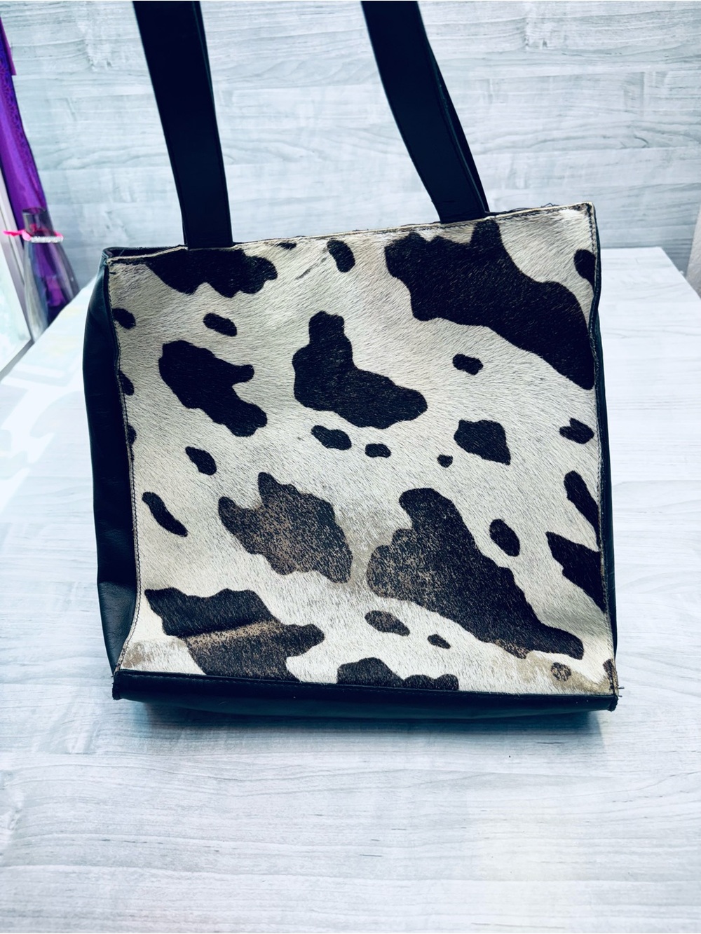 Halfcalf Cowhide-Pattern Black & White Tote Bag - Classic Everyday Carry - Picture 2 of 8